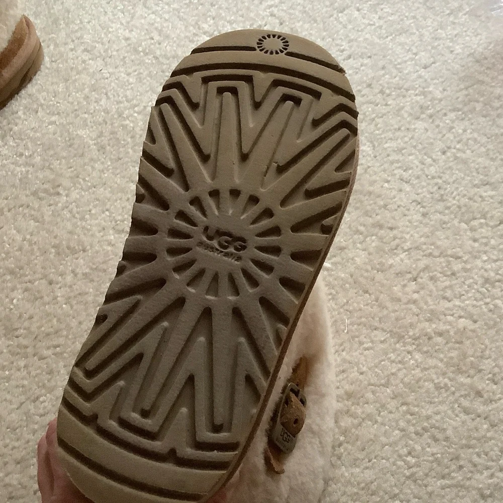 Used UGG Tan Shearling Buckle Boots